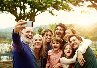 A FAMÍLIA E O PROCESSO DE INTERNAÇÃO DO DEPENDENTE QUÍMICO EM UMA CLÍNICA DE RECUPERAÇÃO