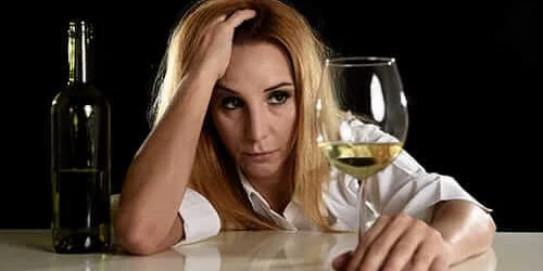Como internar um dependente químico e alcoólatra em clínica de recuperação