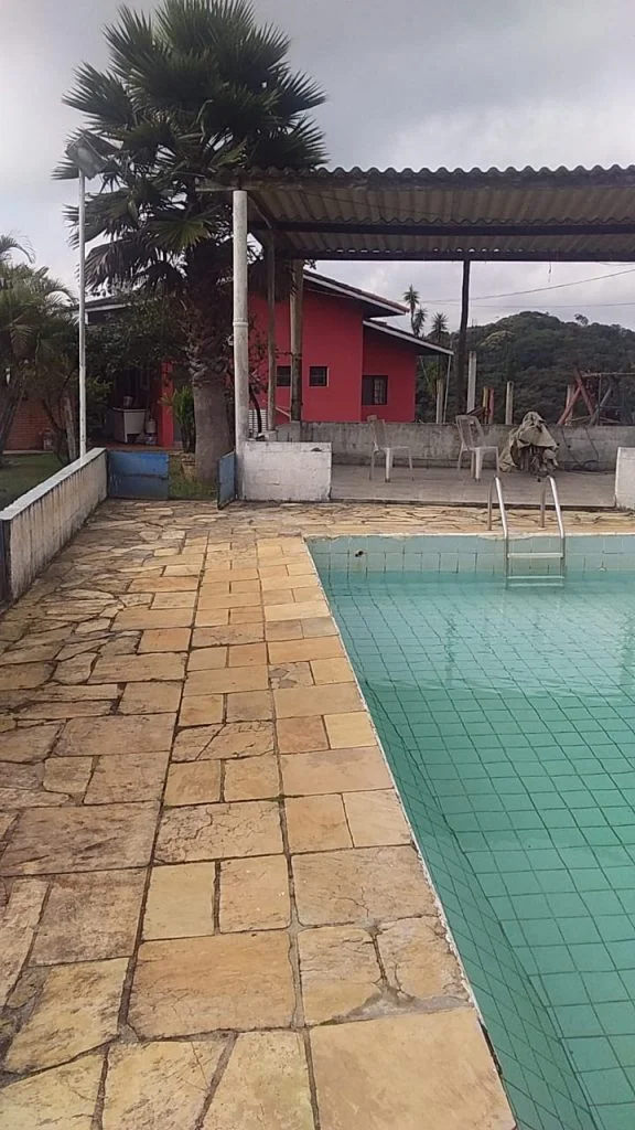 Clinica de recuperação para menores em Embu