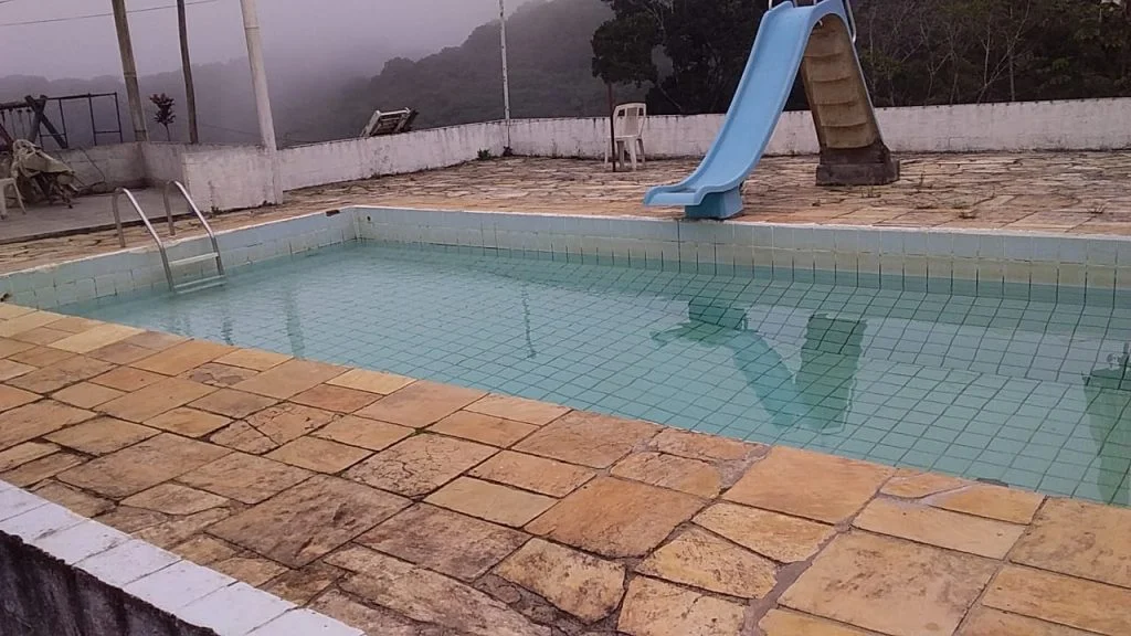 Clinica de recuperação para menores em Embu